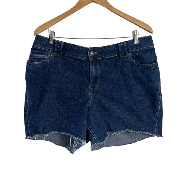 Lane Bryant Cutoff Shorts Plus Size 16 Dark Wash Frayed Hem Stretch Blue Denim - Picture 1 of 7
